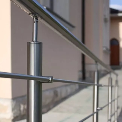 Pegangan balkon stainless steel luar ruangan Tangga Langkan Dan Pegangan Tangan