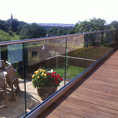 Sistem Balustrade Kaca Tanpa Bingkai Pemasangan Lantai Stainless Steel 304/316