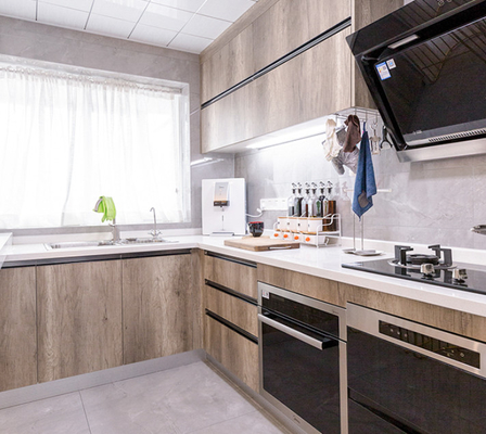 Mebel Kayu Solid Dilengkapi Lemari Dapur Bahan Kayu Lapis / MDF