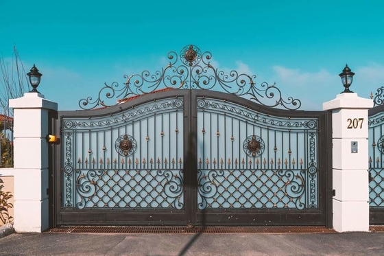 Gerbang Besi Desain Baru Galvanis, Desain Pintu Pipa Besi Modern