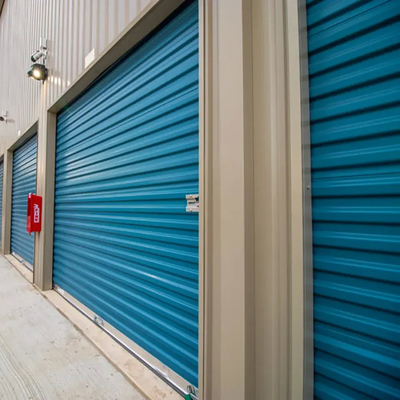 Kualitas Tinggi Rumah Storm Shutters Hurricane Remote Garage Doors Dengan Sistem Keamanan