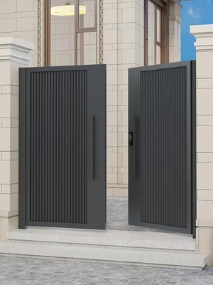 Dekorasi luar Masuk hitam Pintu baja tahan karat ganda Desain besi tempa Pintu utama
