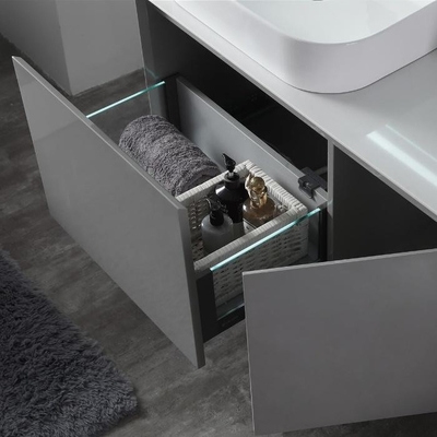 Lemari Kamar Mandi Kustom Abu-abu Hangat Cermin Cahaya LED 40 Inch Bath Vanity